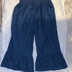 Umgee Ruffle Crop Pants